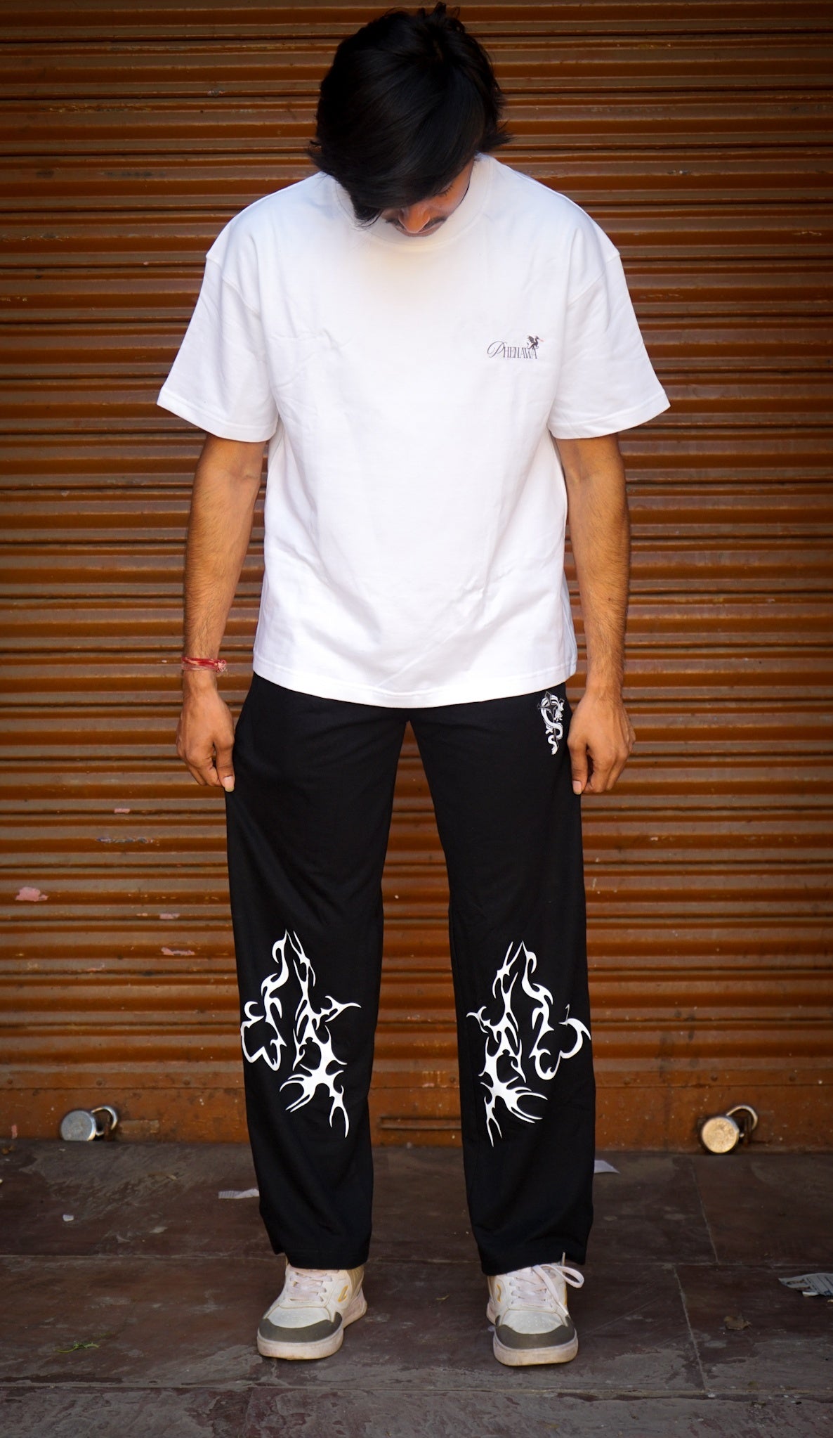 Rebel Eyes – Manga Oversized Graphic Tee